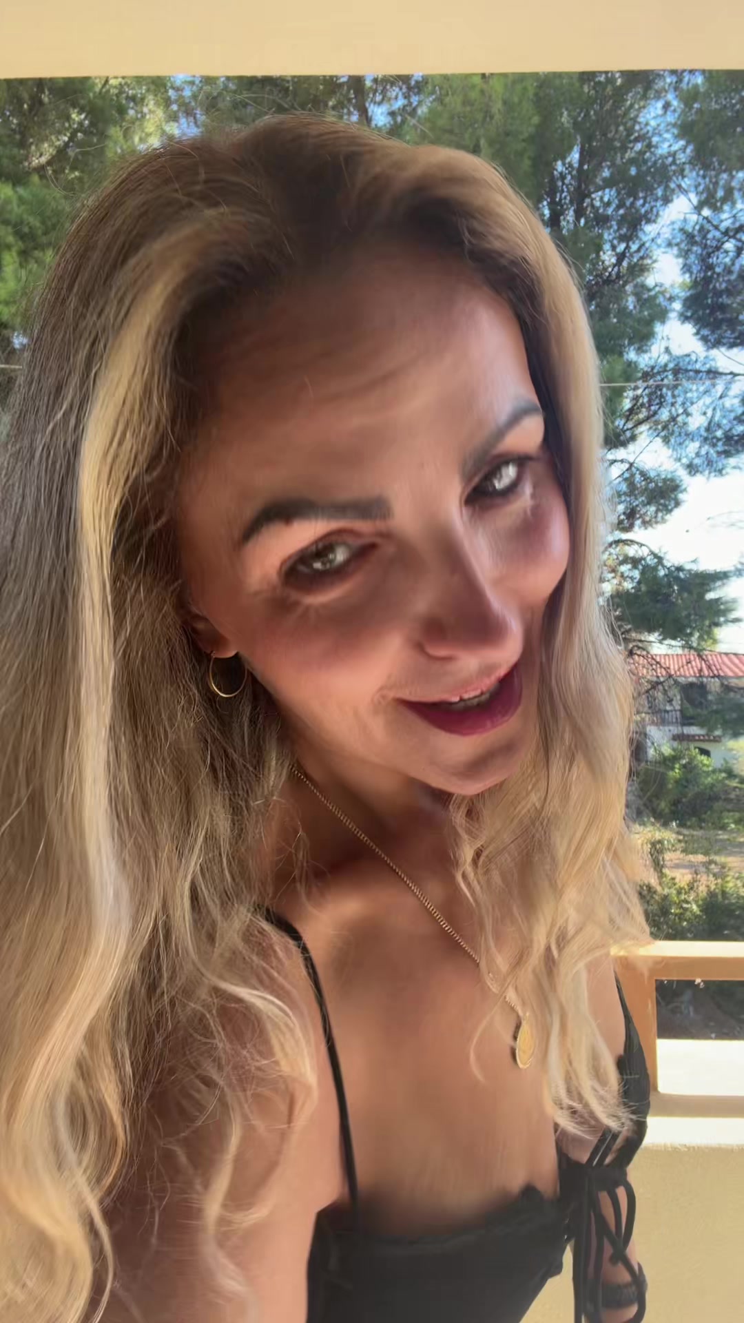 @Elisavet @@🇦🇱🇬🇷