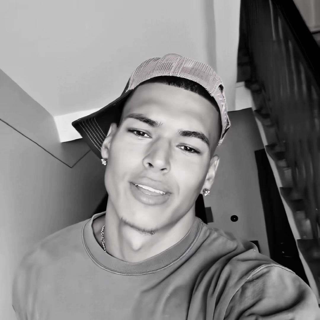@𝐏𝐞𝐭𝐞𝐫