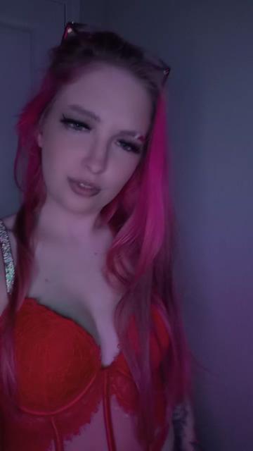 @Squishyybunnyy