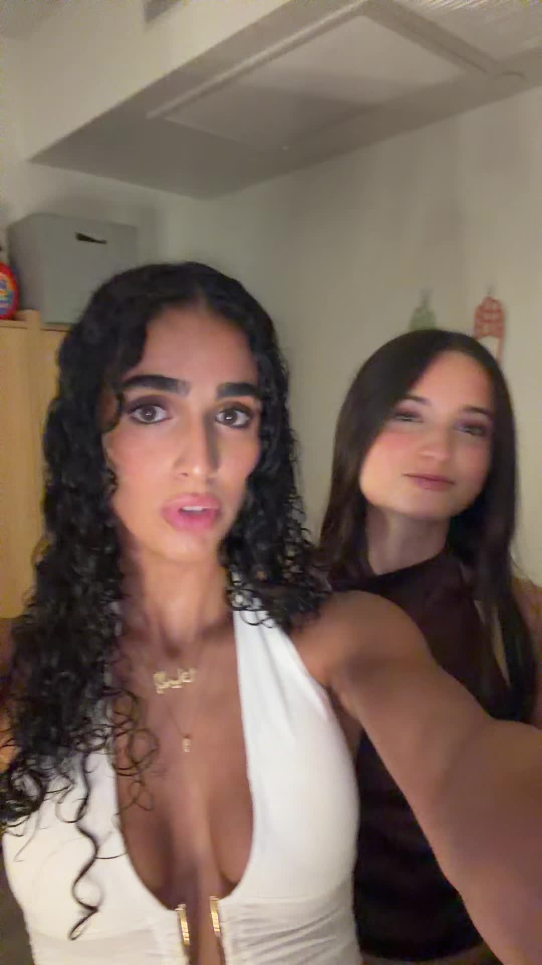 @E