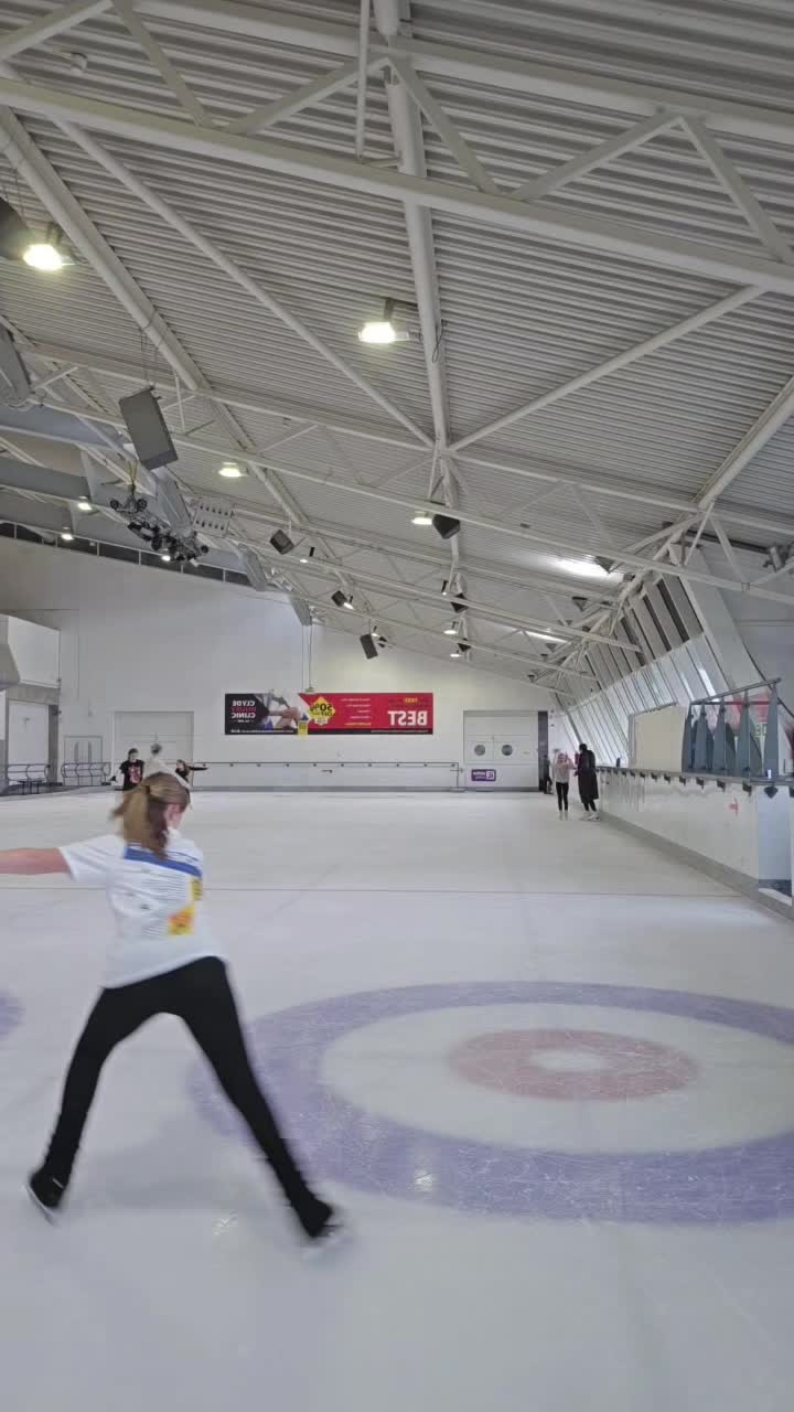 @zo&euml;
