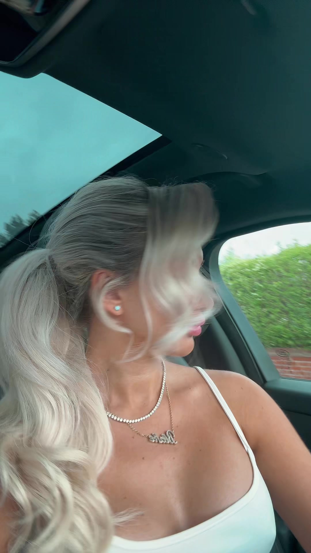 @LeighaClarke