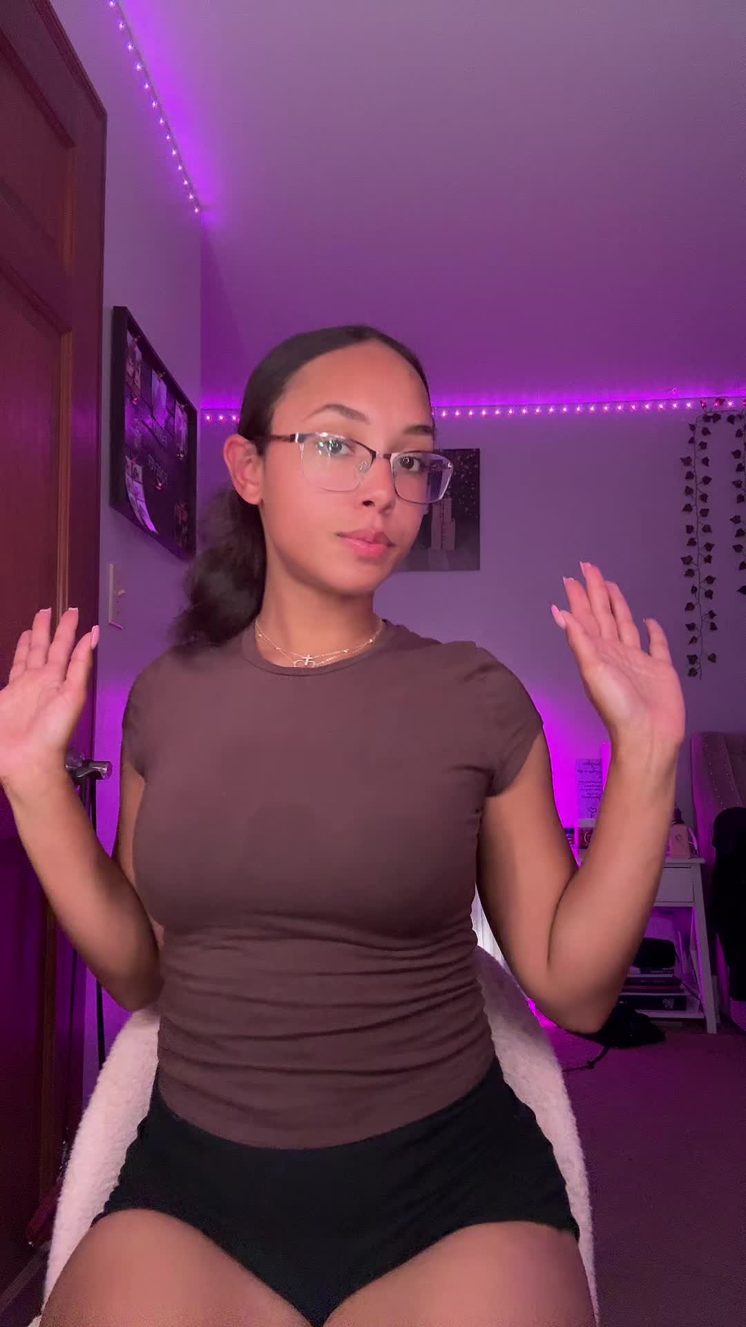 @_bryonna_