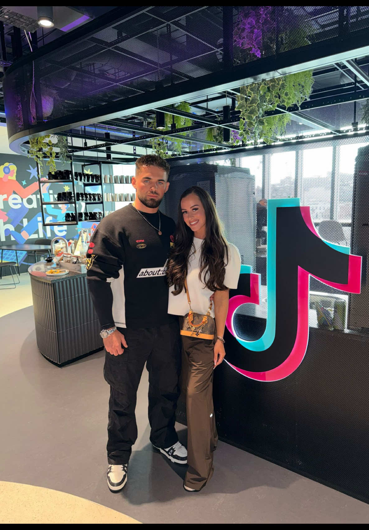 @firstclassagency_uk