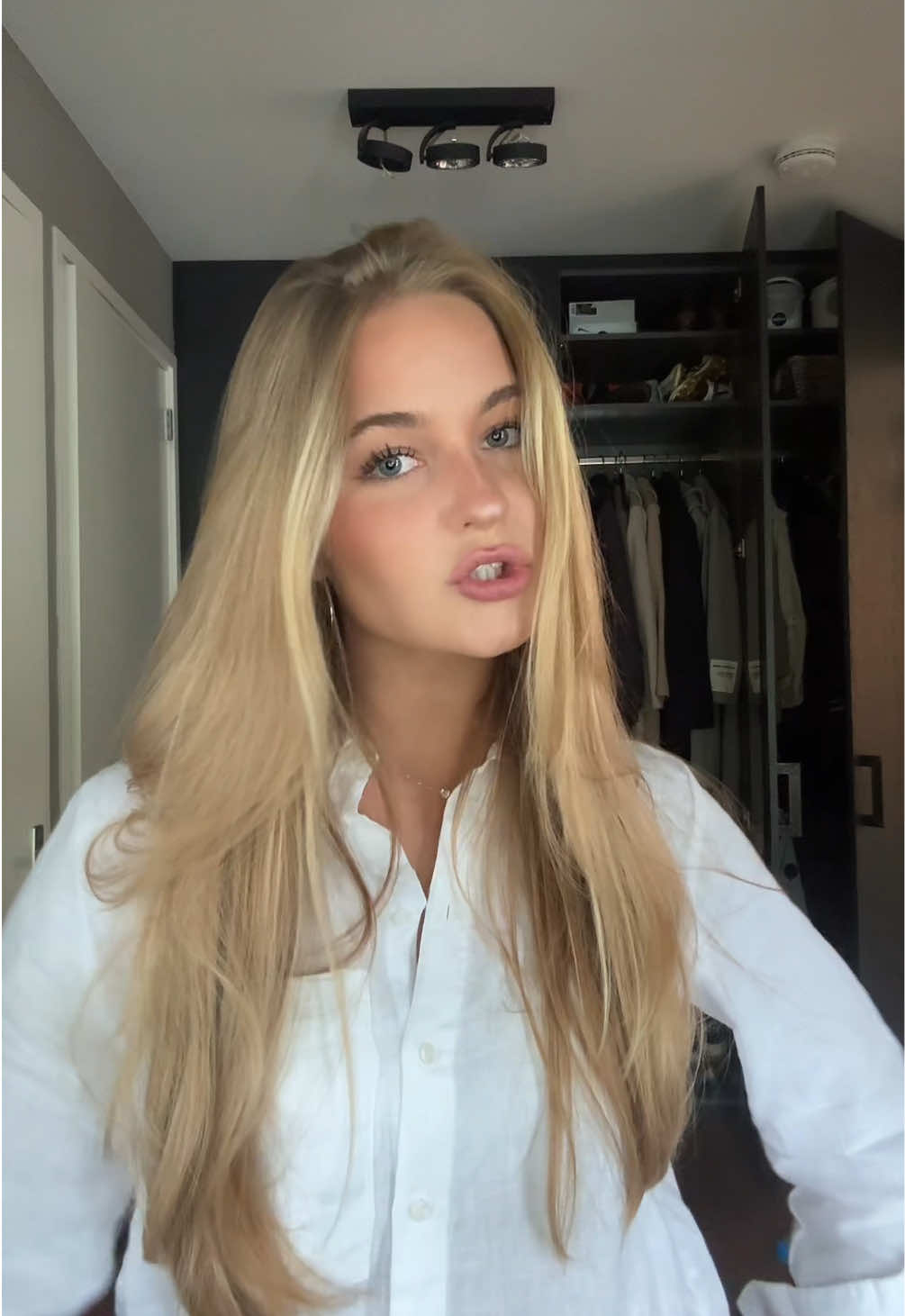 @IVY LANGENBERG