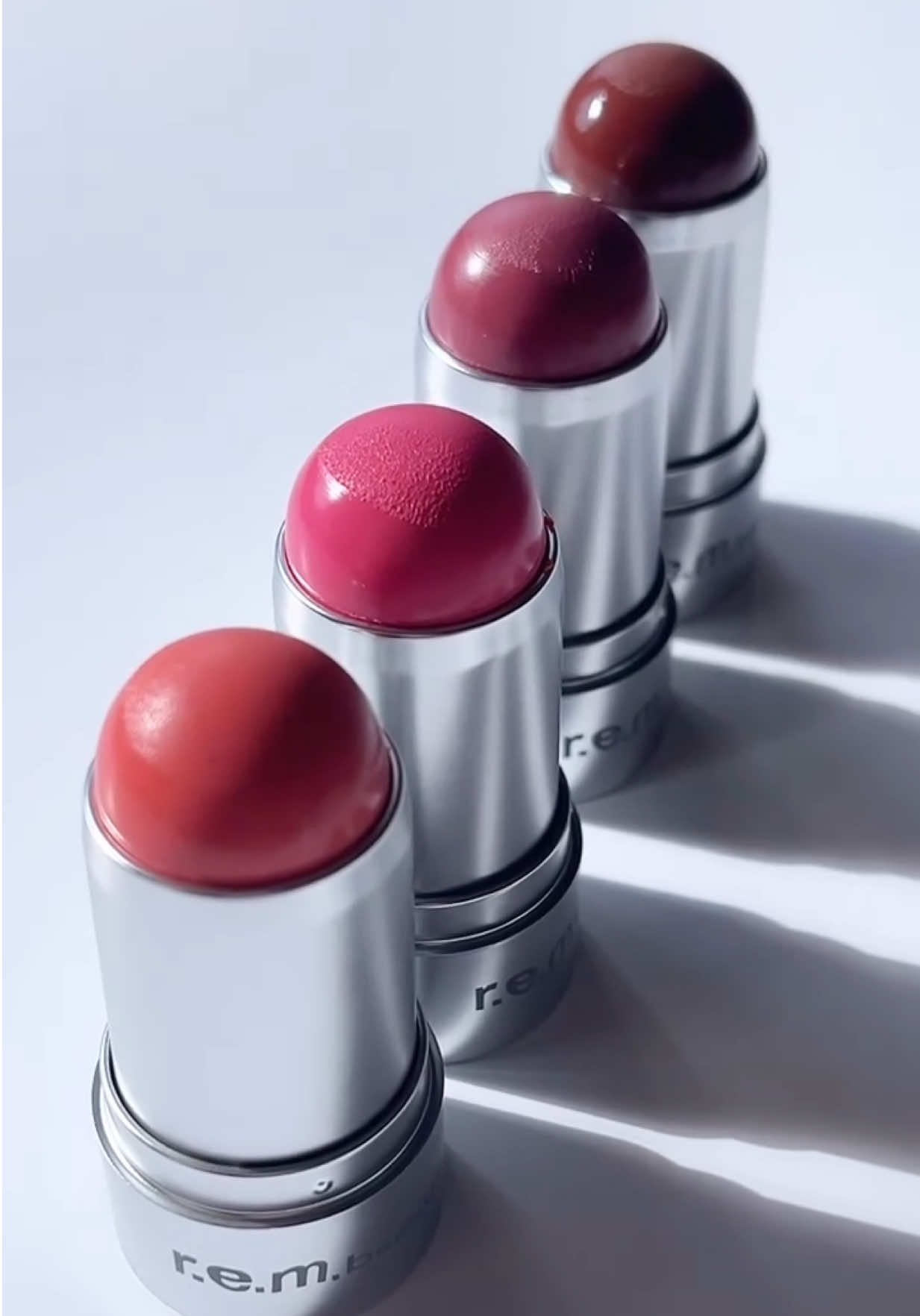 @r.e.m. beauty