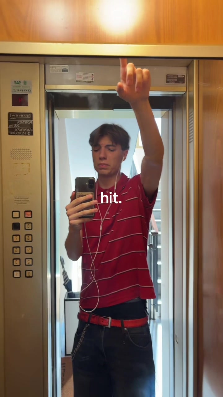 @Reskyu