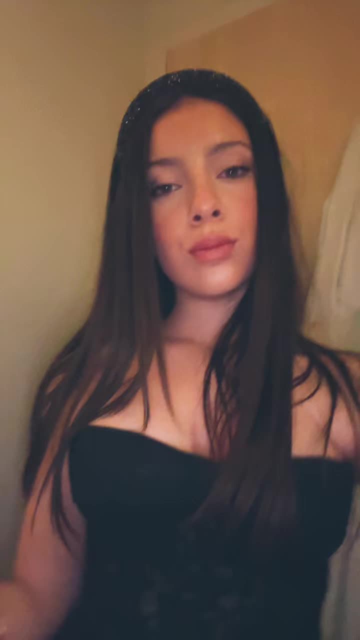 @𝒞𝒶𝓅𝓊𝒸𝒾𝓃ℯ.𝒿𝓁ℯ