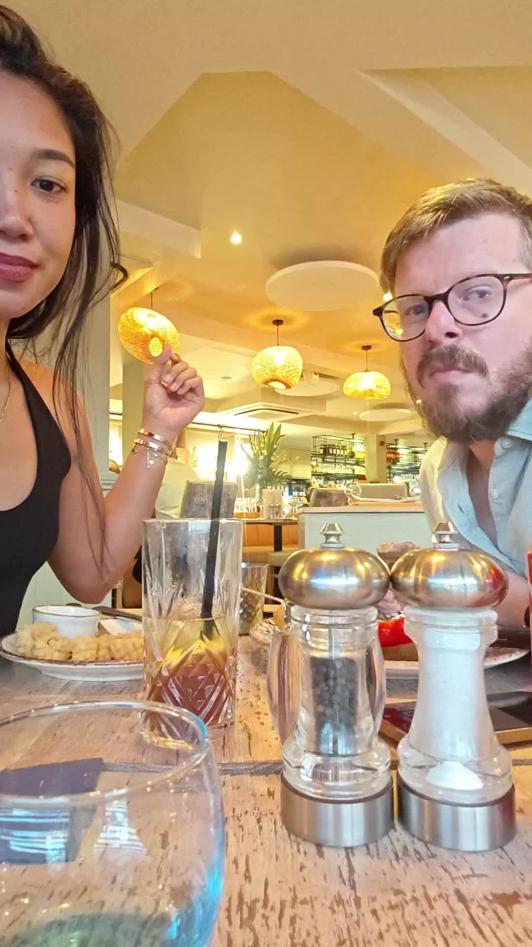 @Nath & Delfi 🇬🇧 🇮🇩