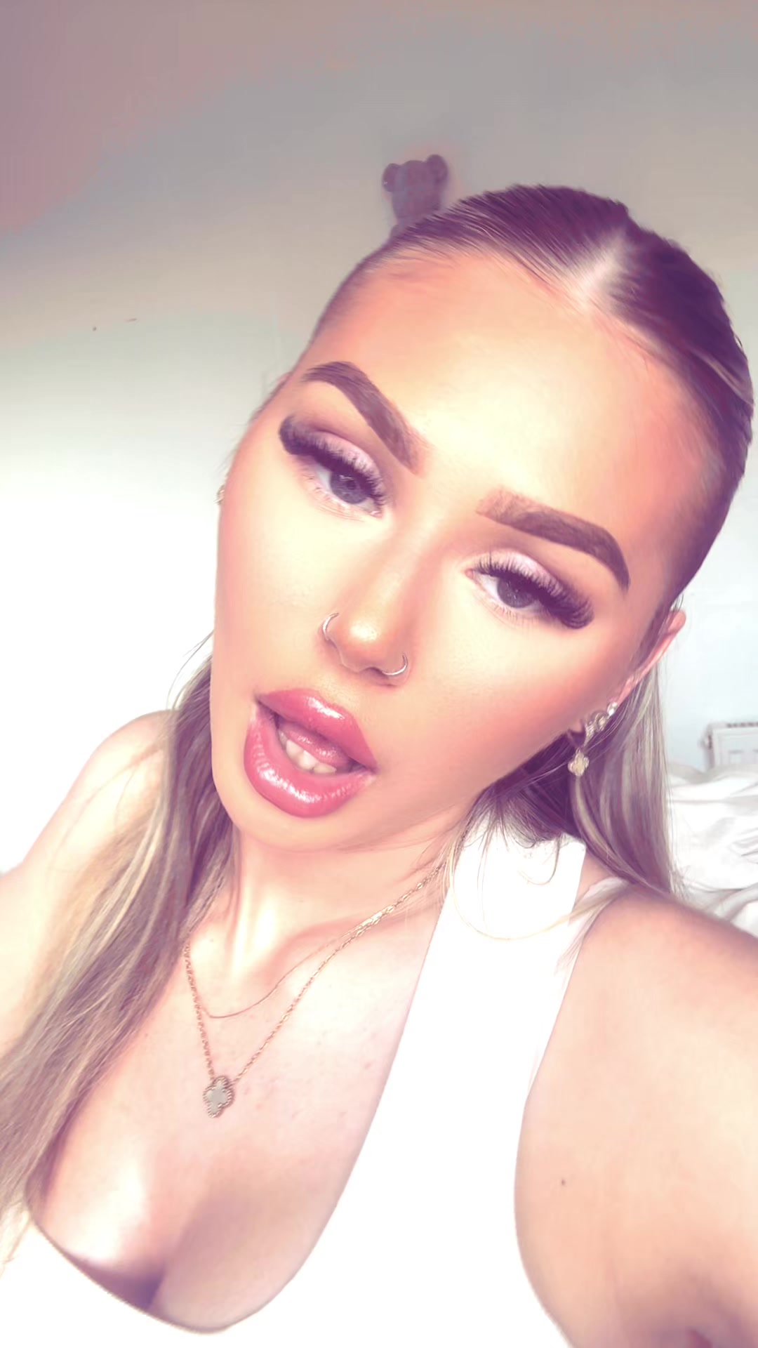 @Charlyemmanicholls