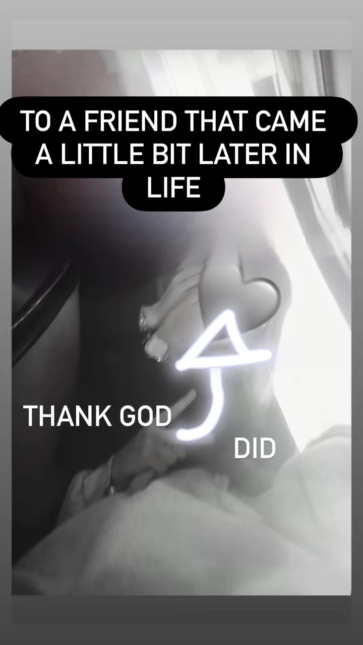 @𝓁ℯℴ𝓃𝒶🫧
