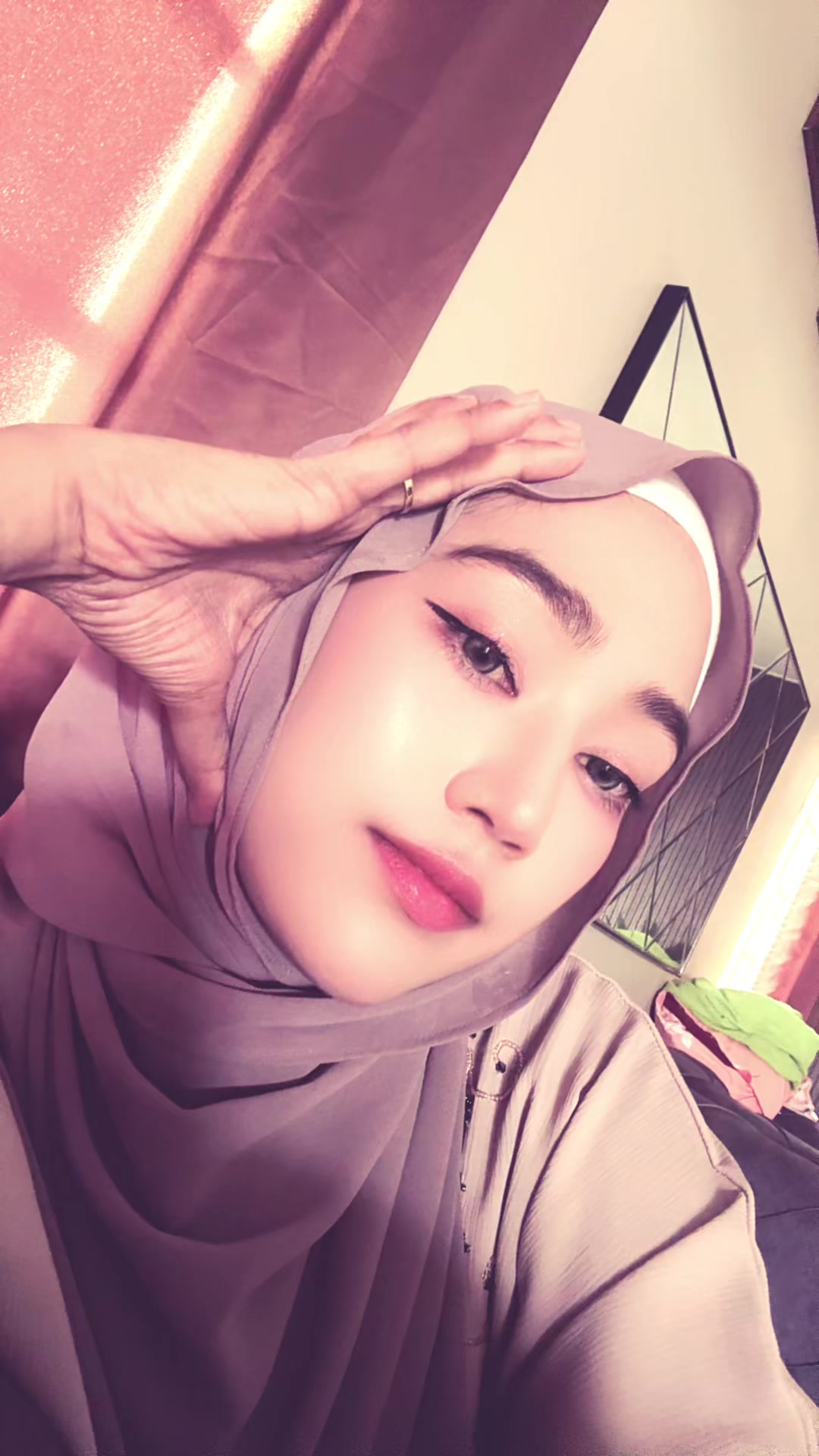 @Suriyanee.