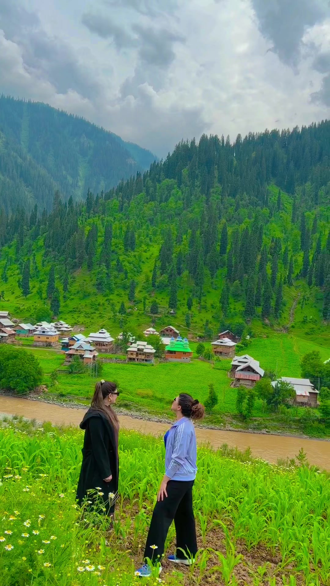 @Maria khan