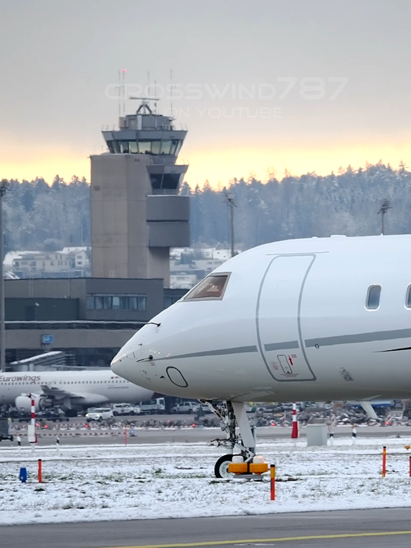 @RWY28