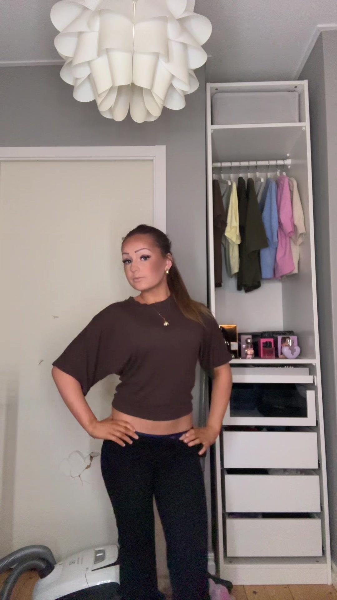 @Esther