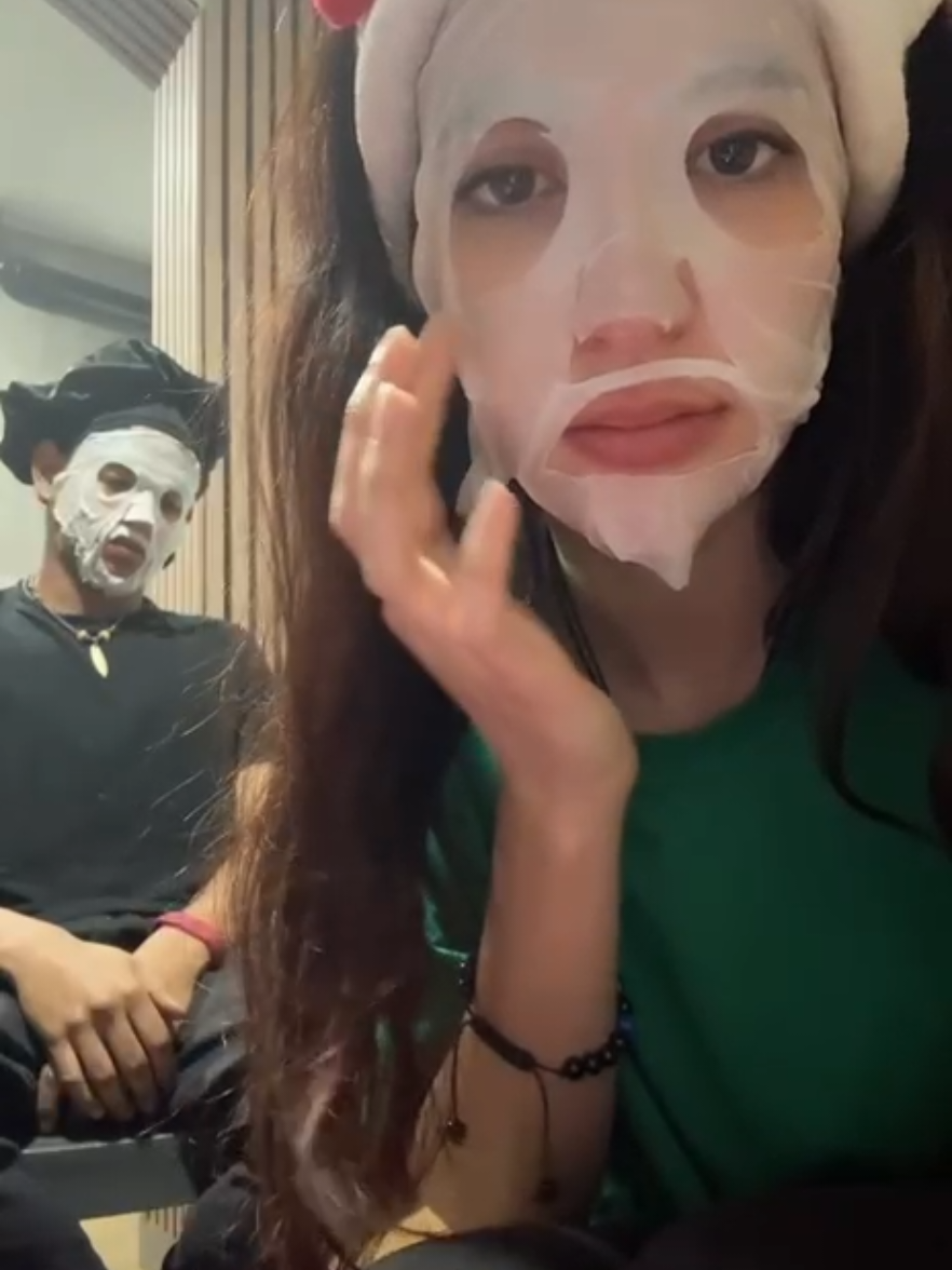 @𝓘𝓻𝓲𝓼