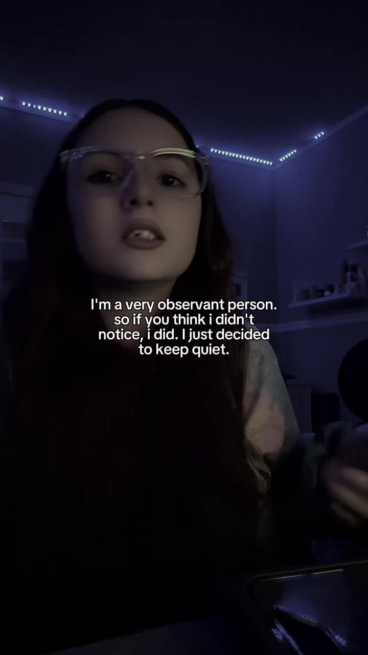@⃟