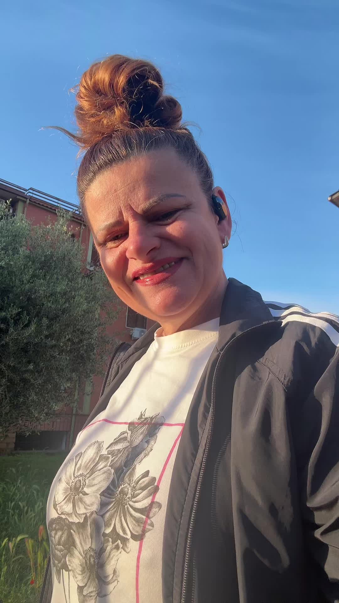 @Tina