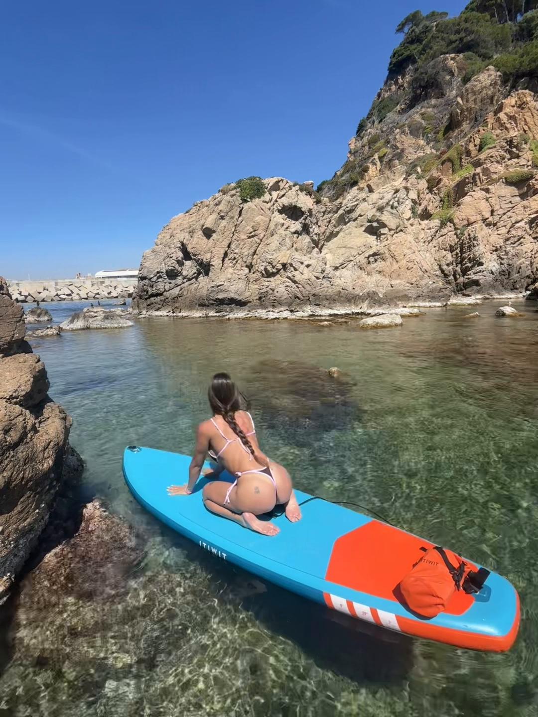 @Miriiampe__