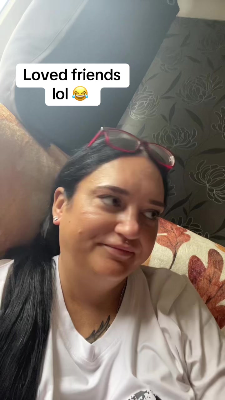 @charley giveaway queen 👸
