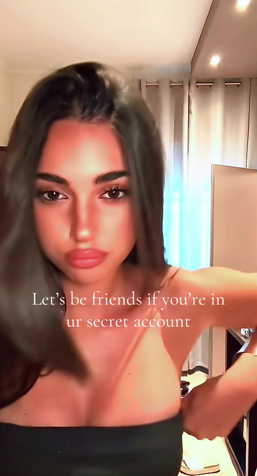 @Femmora