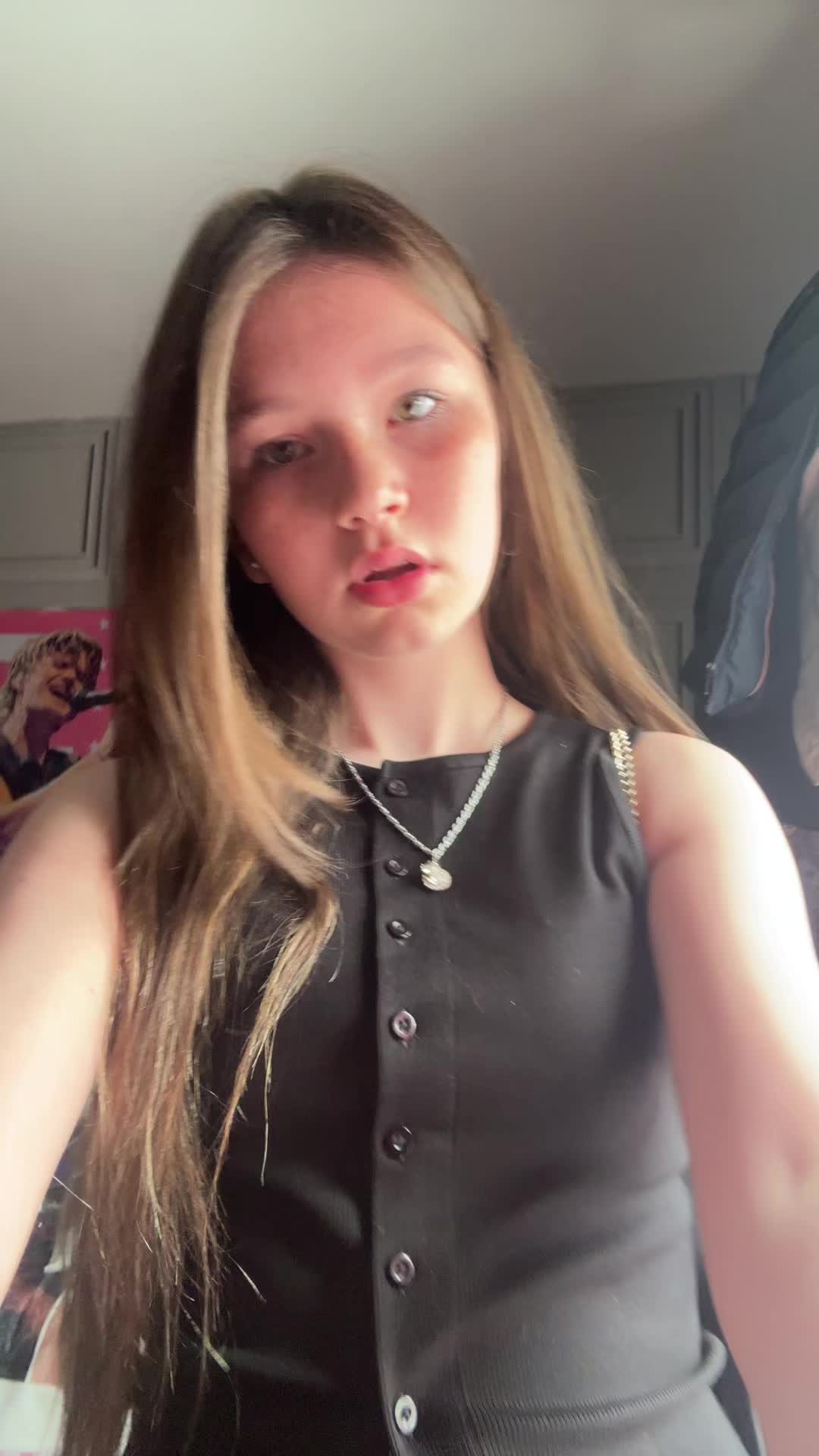 @𝐋 𝐄 𝐀 𝐇🪽