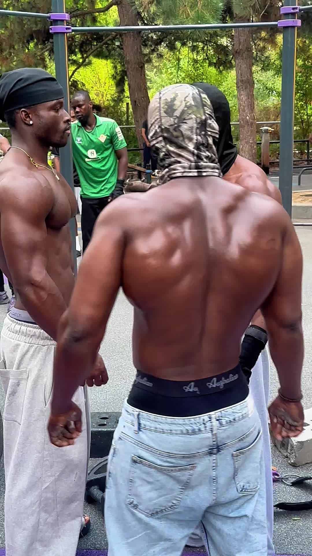 @Uzi jalloh. 🇬🇳🇫🇷