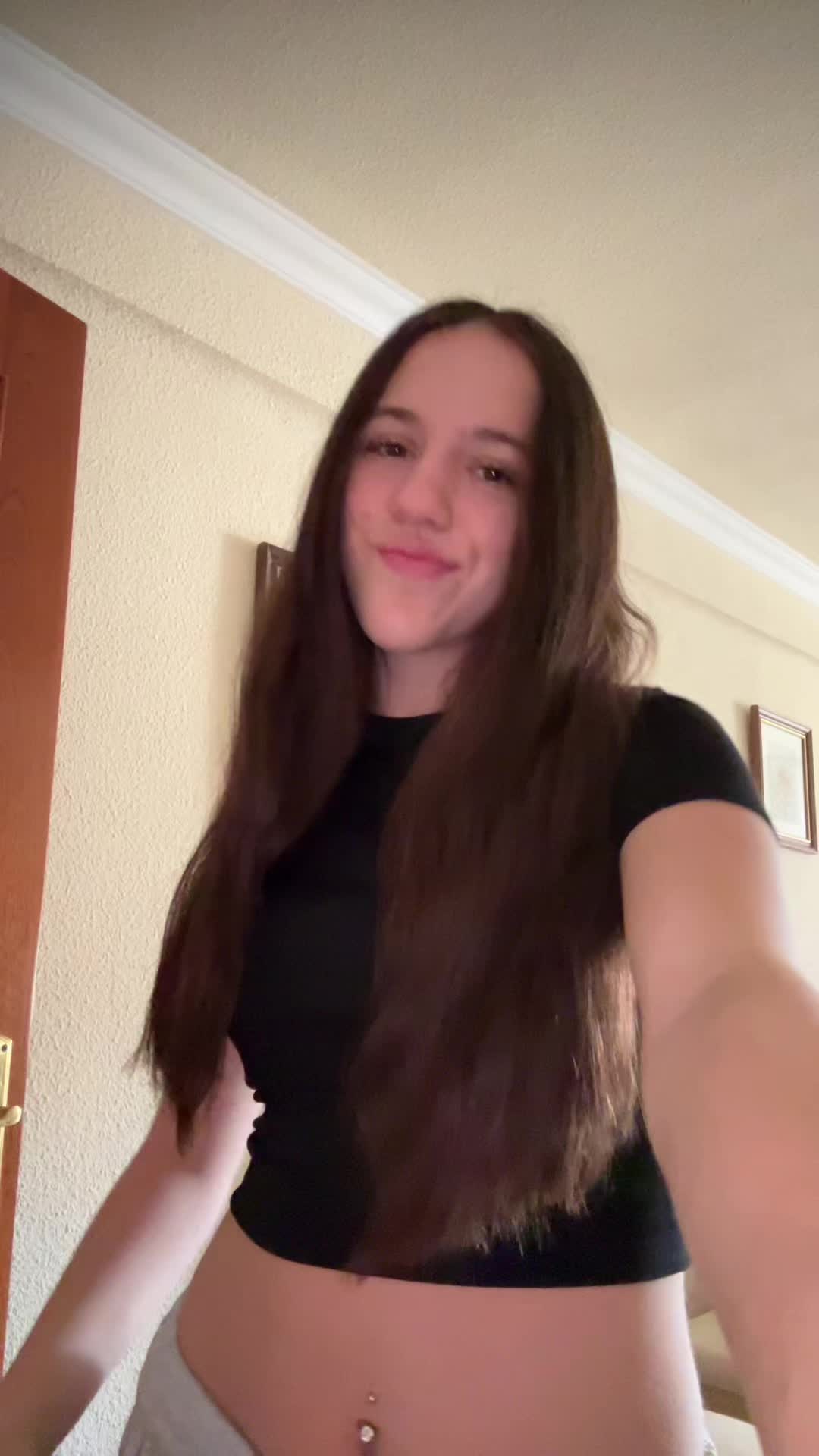 @🦈