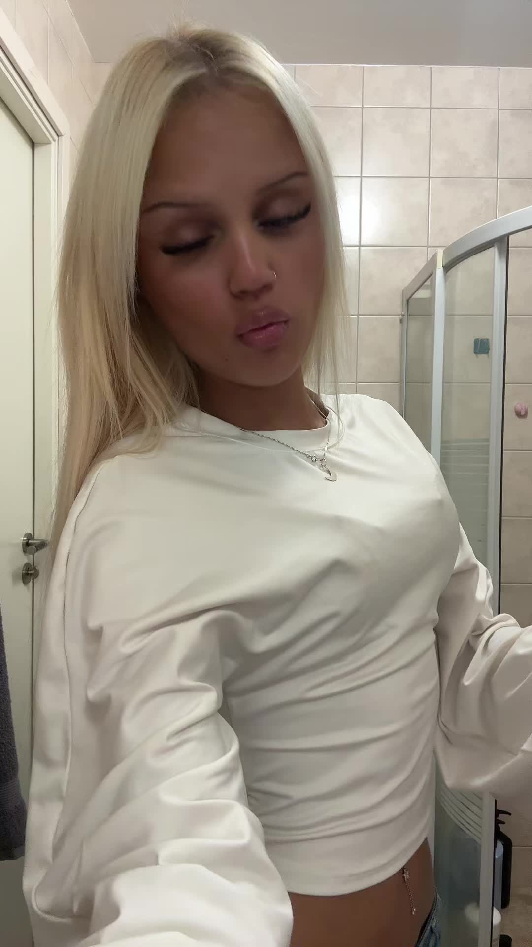 @Linnéa