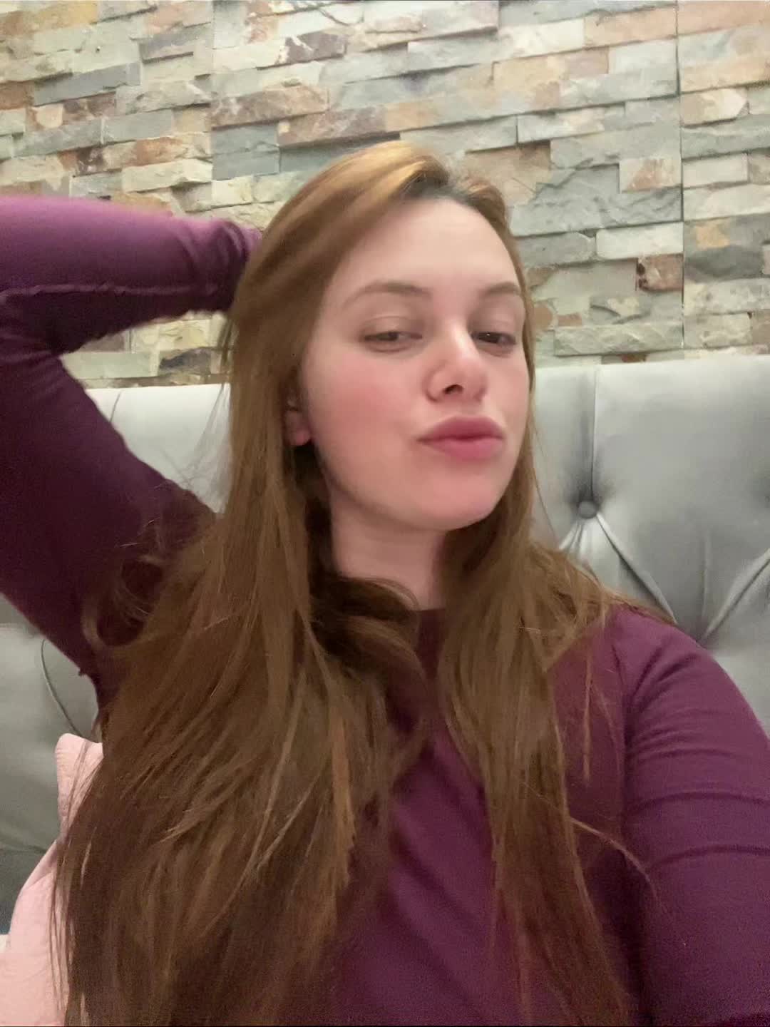 @rebee_beca