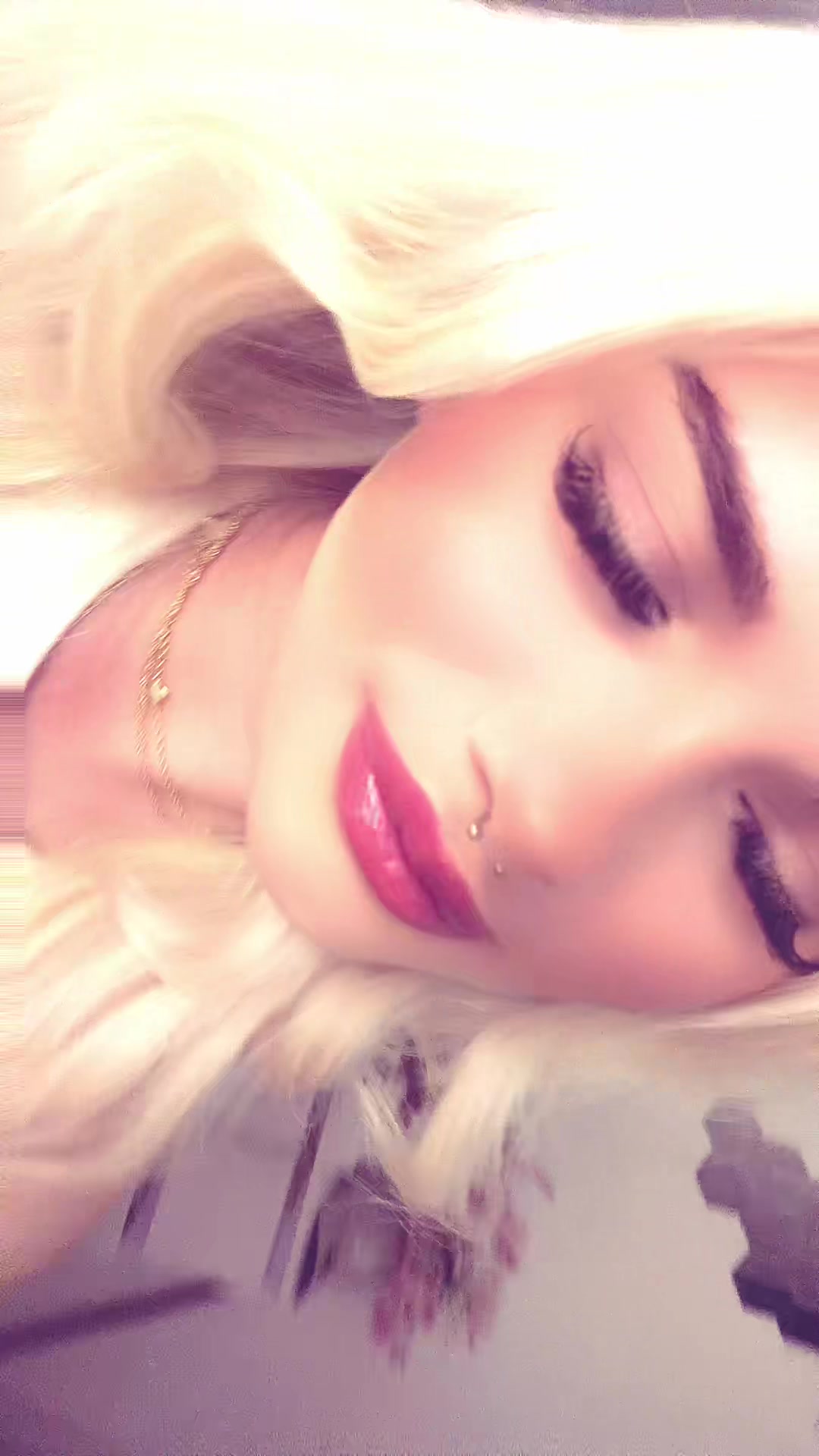 @<3