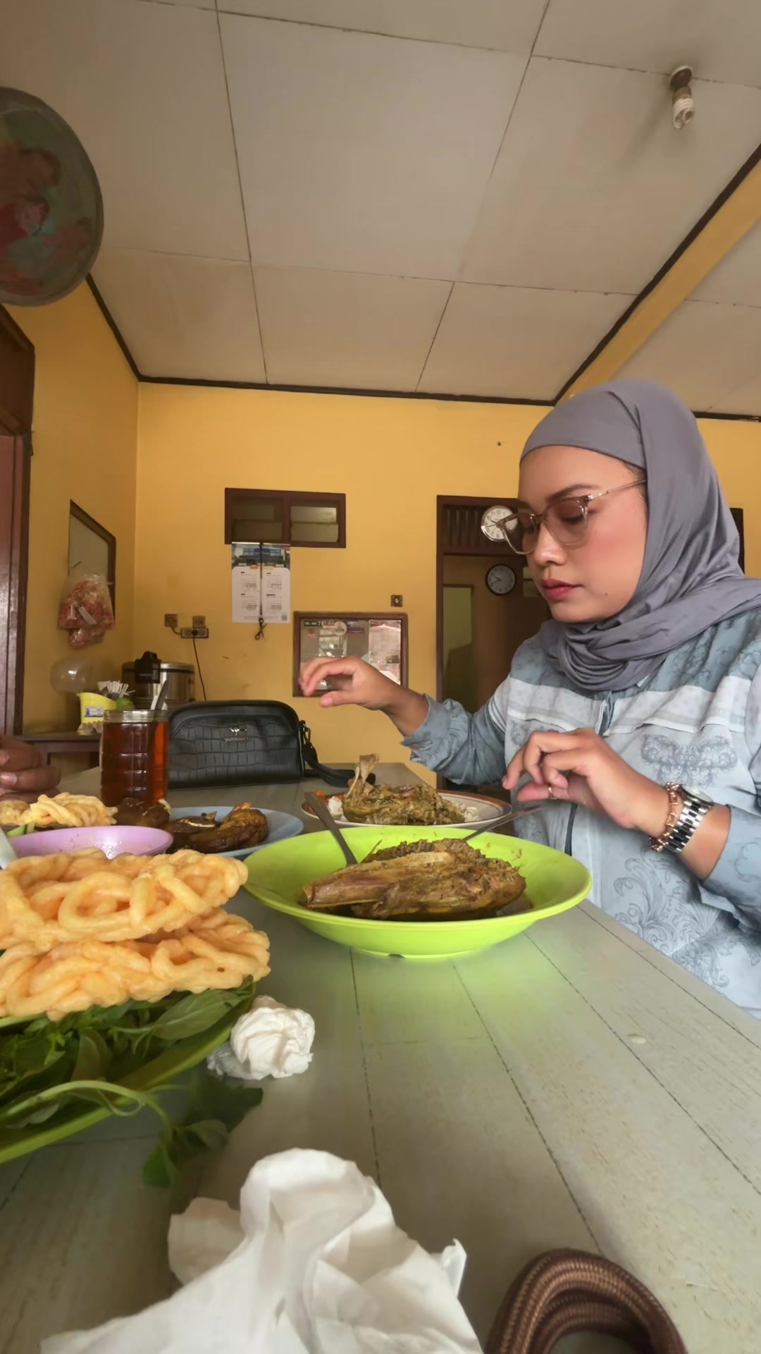 @Azeezah