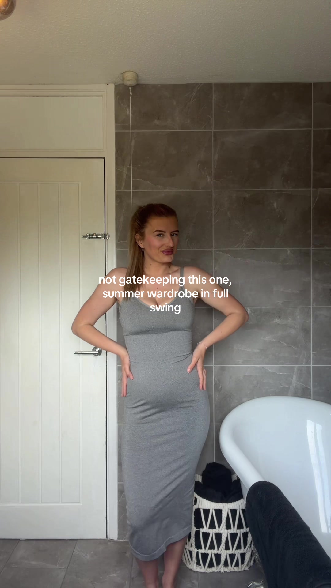 @baddie.with.a.belly