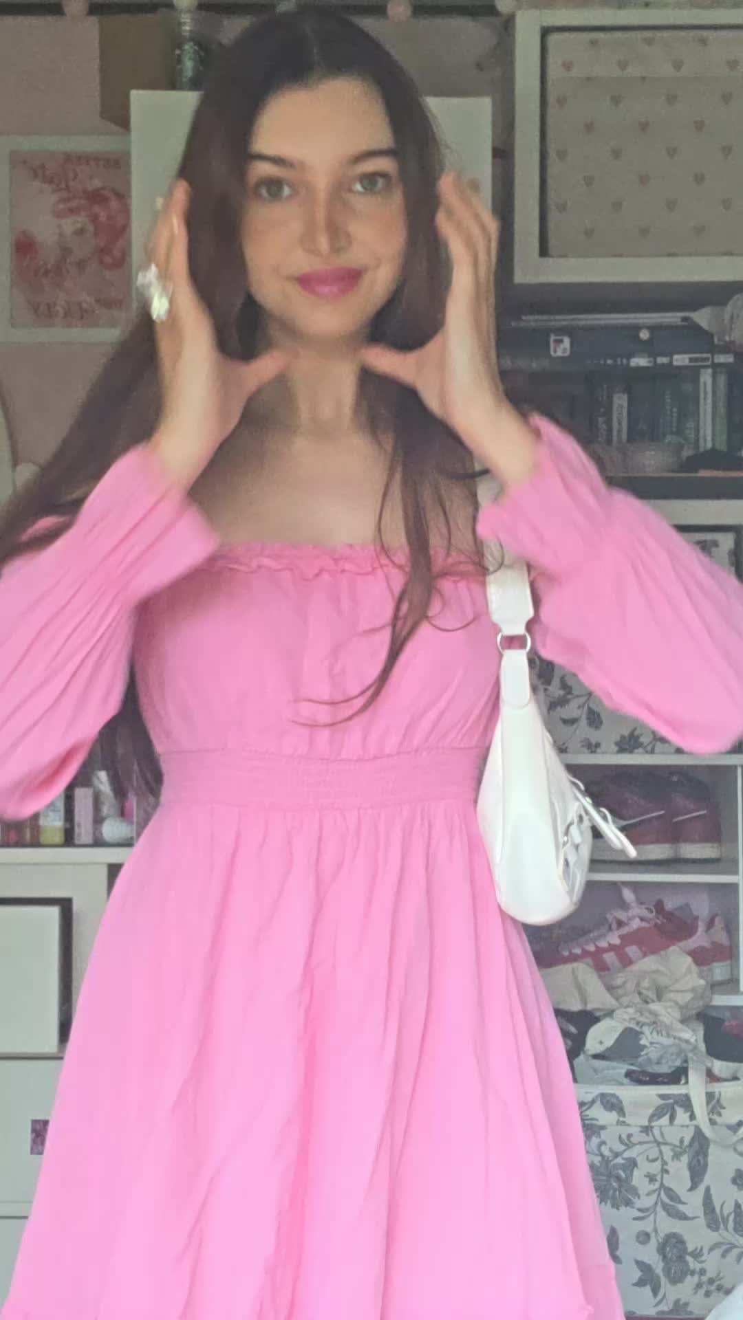 @ANT♡N1A 🎀💘