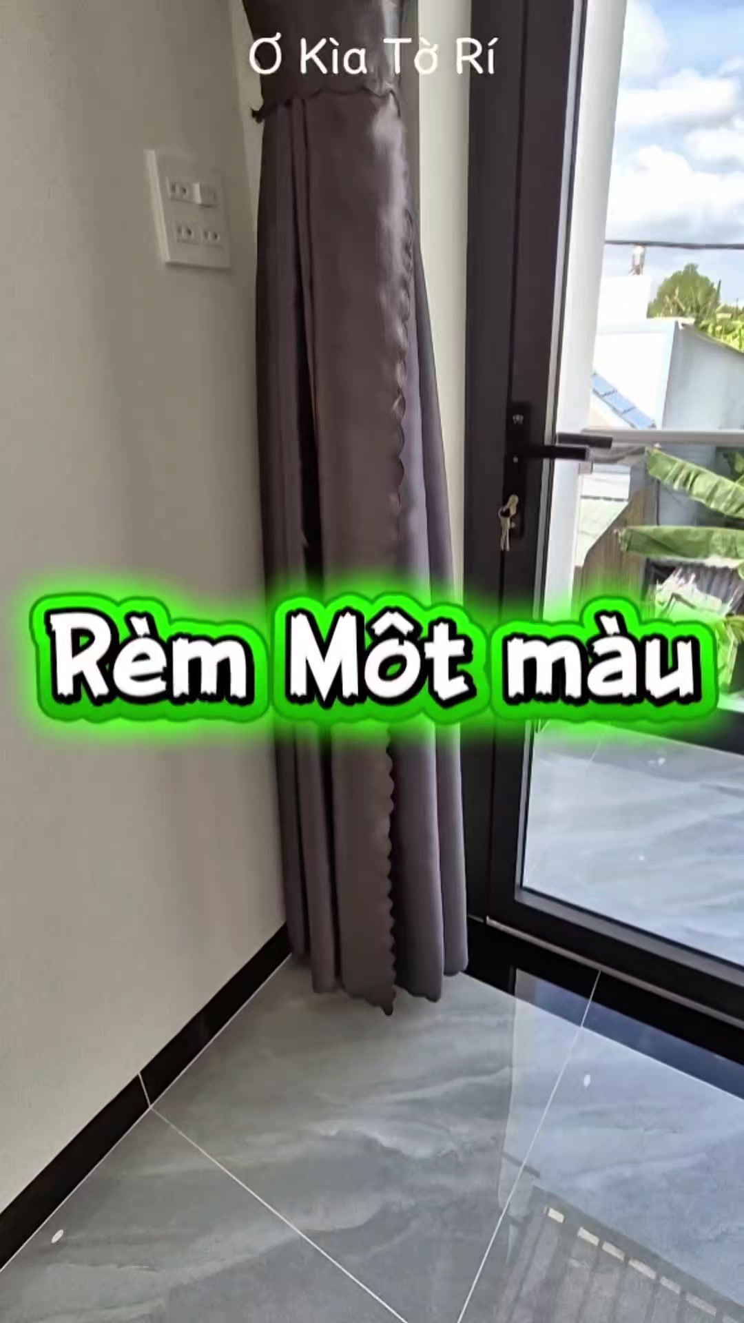 @Ơ K&igrave;a Tờ R&iacute;