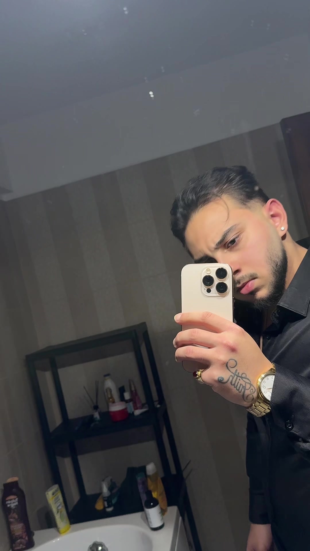 @𝐆 𝐌𝐀𝐑𝐈𝐎 🖤