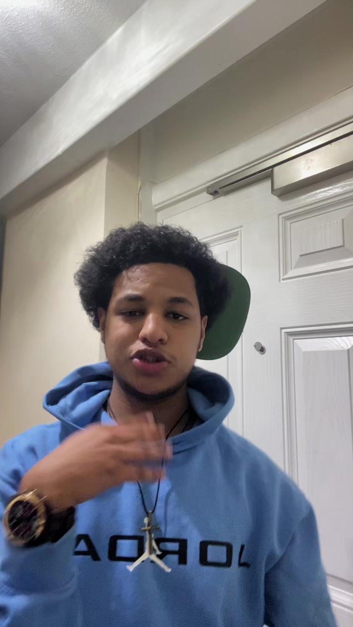 @miko __MK 🎥