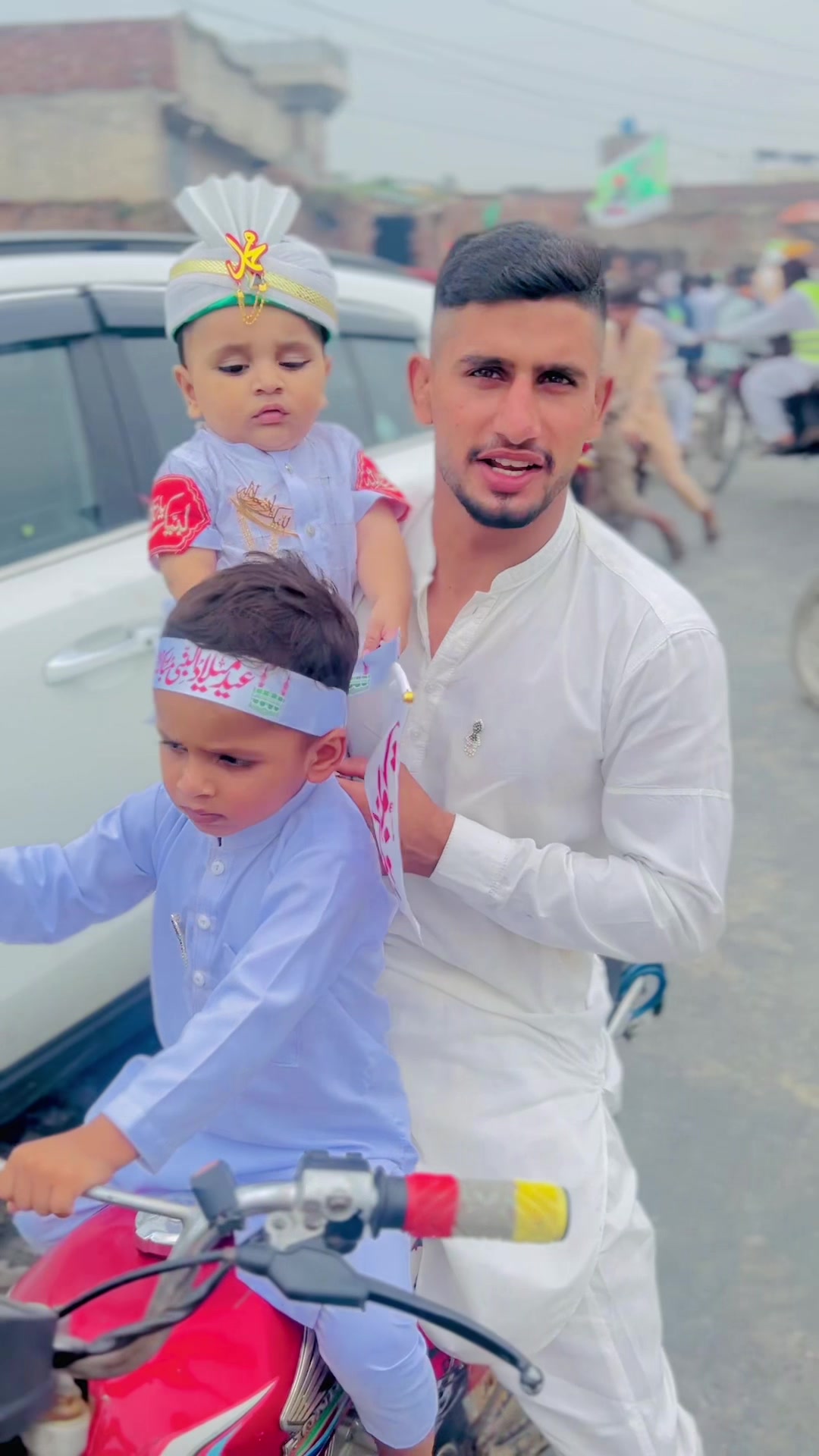 @Zainali