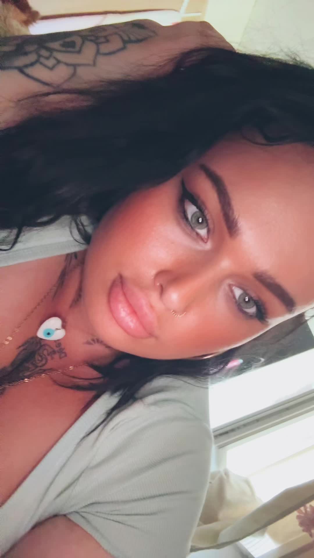 @Adela Bratzcuty 🍒