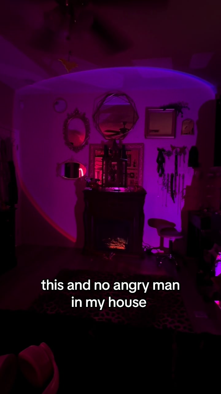 @𝕾𝖆𝖎𝖓𝖙 𝕬𝖓𝖎𝖖𝖚𝖊