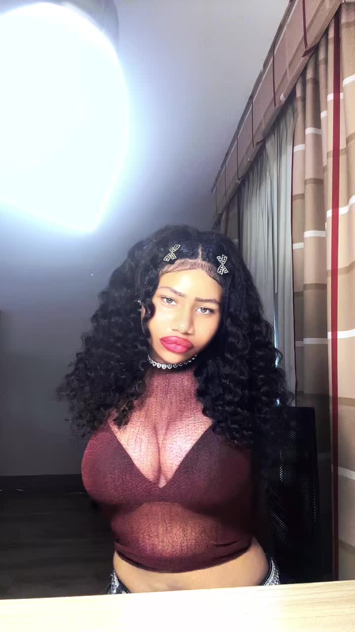 @Angel Leonora