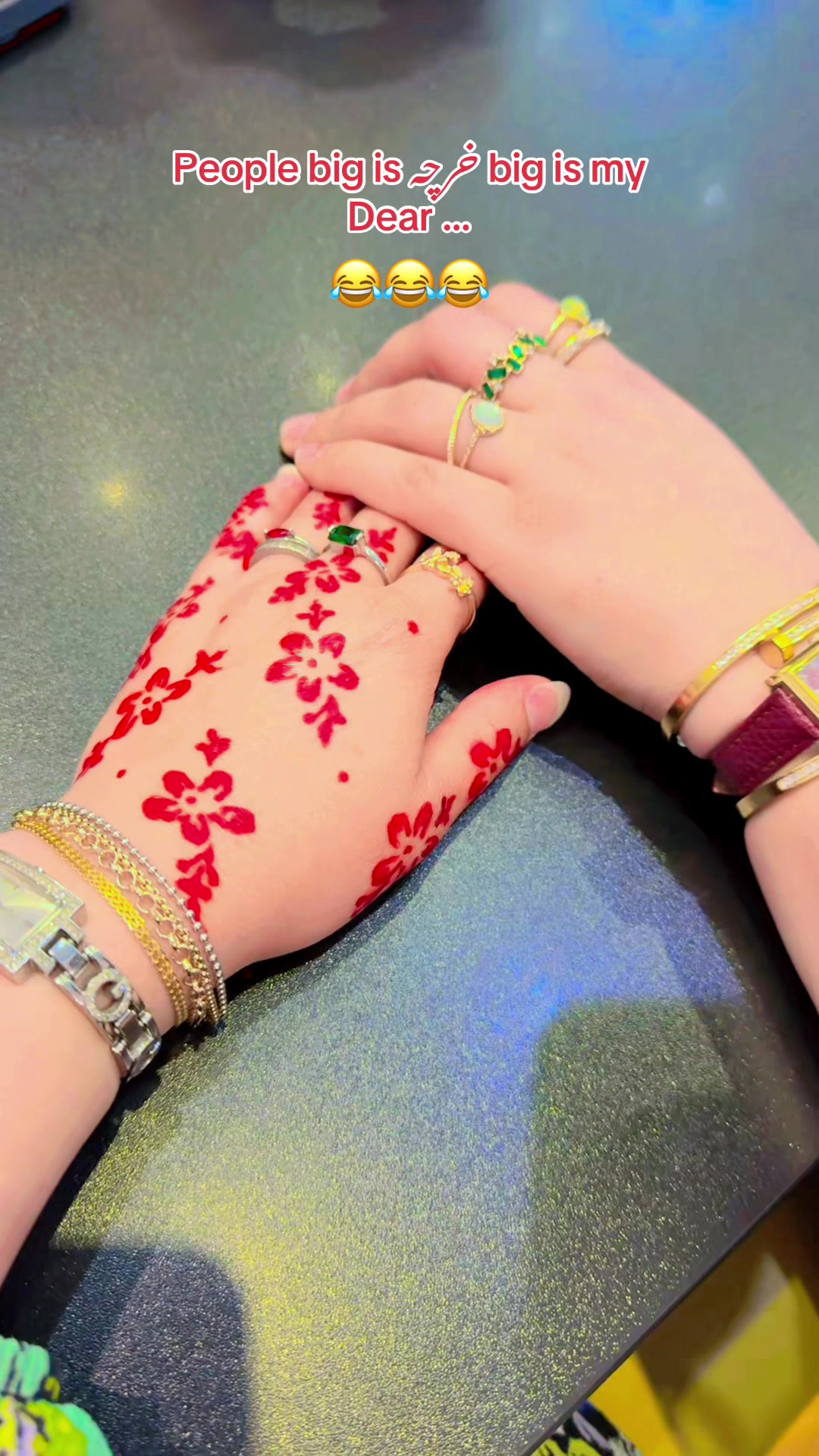 @Mehreen_Ahmed