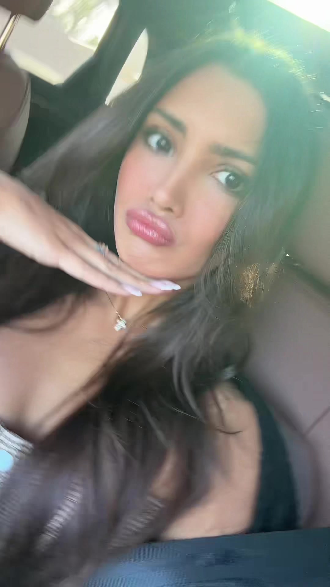 @Priscila