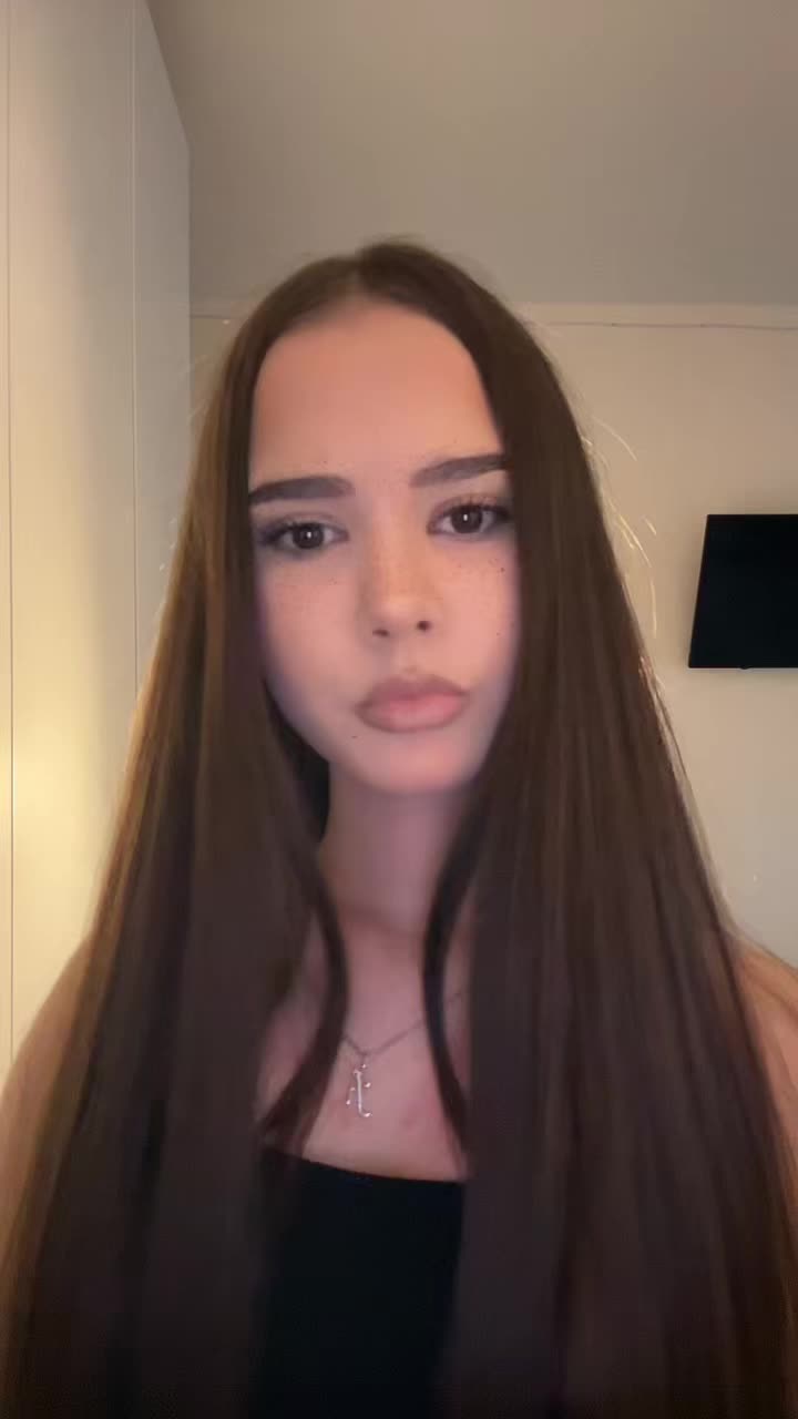 @arinika👅