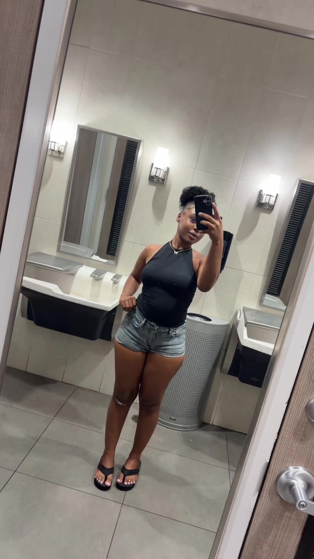@Caziyah 😚🖤