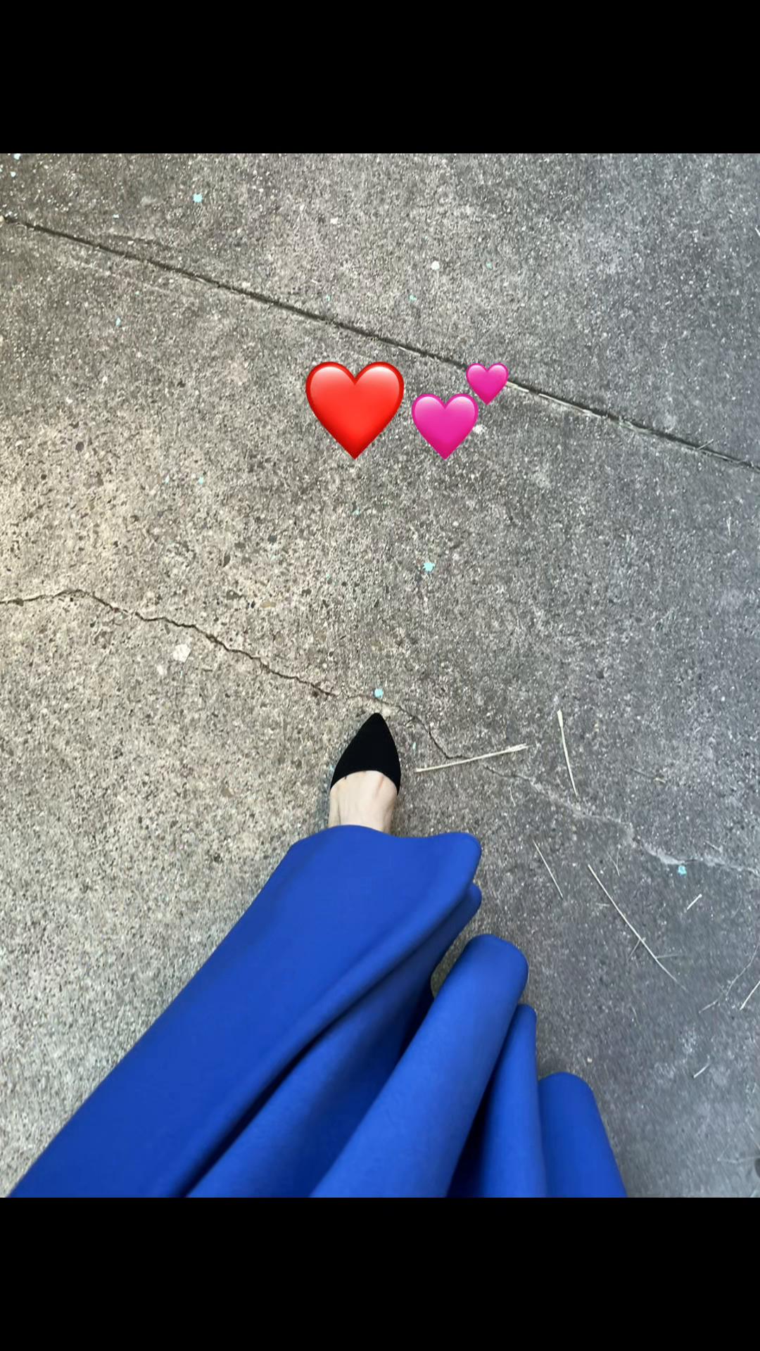 @ANI🖤👑