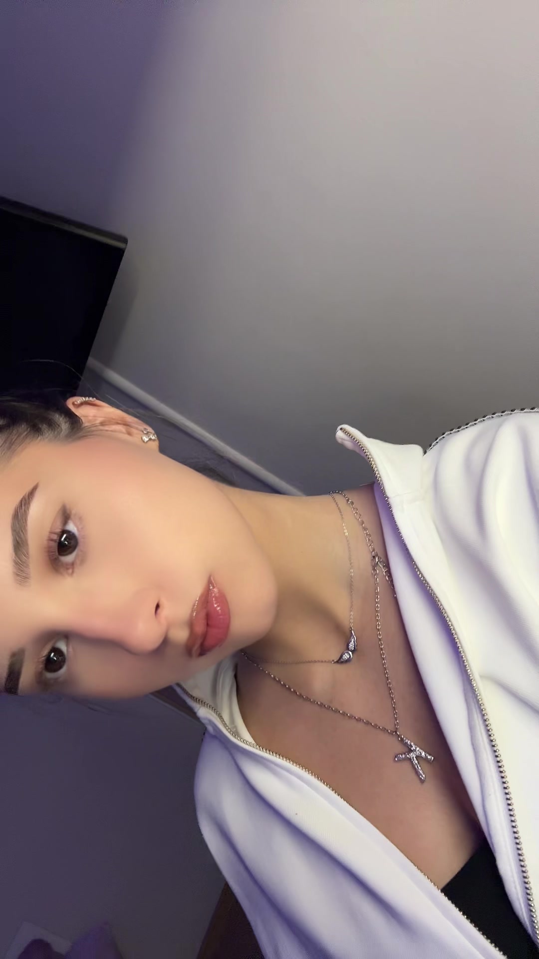 @𝗸𝗮𝗿𝗶𝗻𝗮𝗮𝘁𝗻