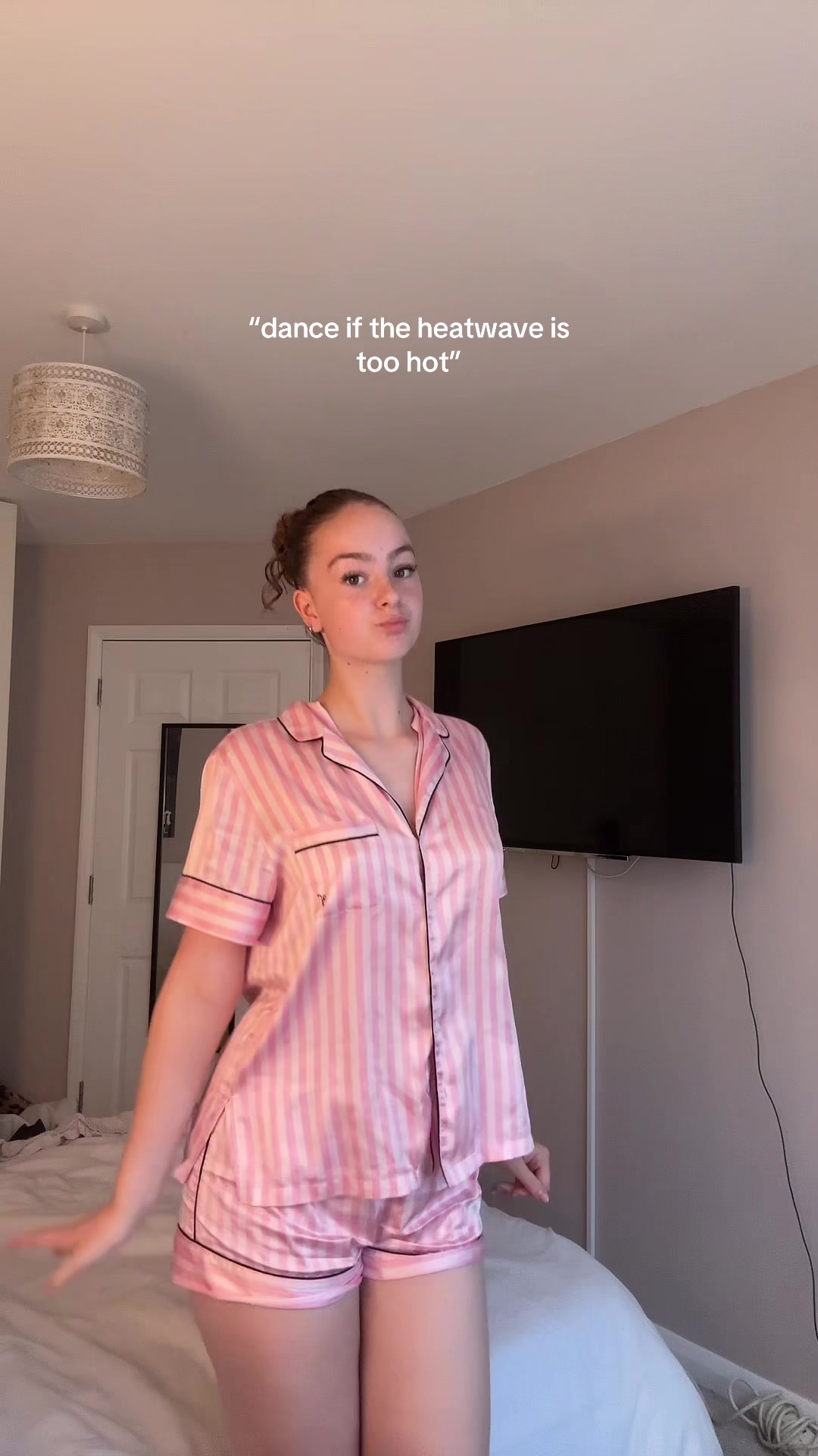 @lily