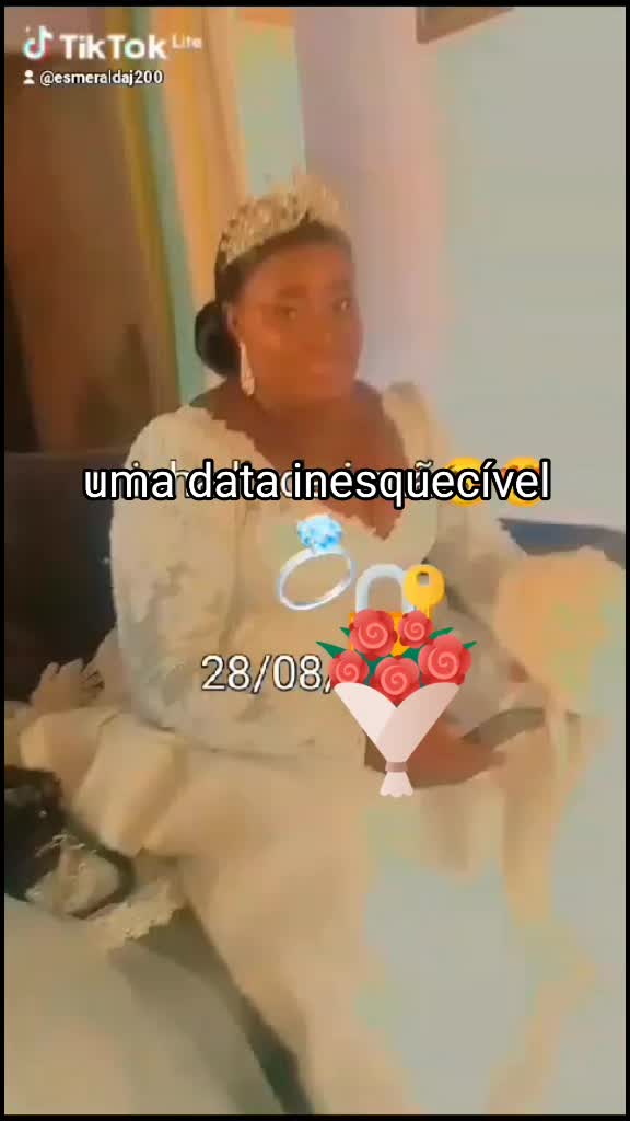 @Juliana Pindi