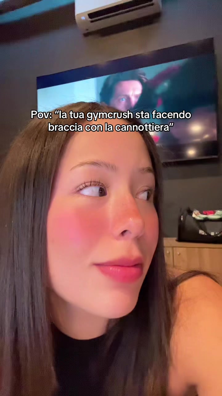 @Aura Goya Lucas